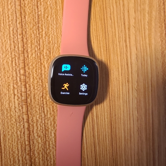 Fitbit versa 3 - Picture 2 of 4